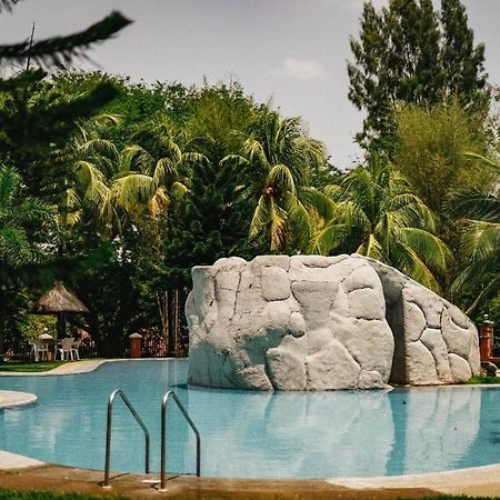 Emerald Manor Hotel Olongapo Eksteriør bilde